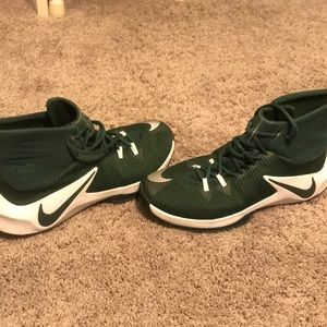 Nike Zoom Clear Out Size 11 | Green White